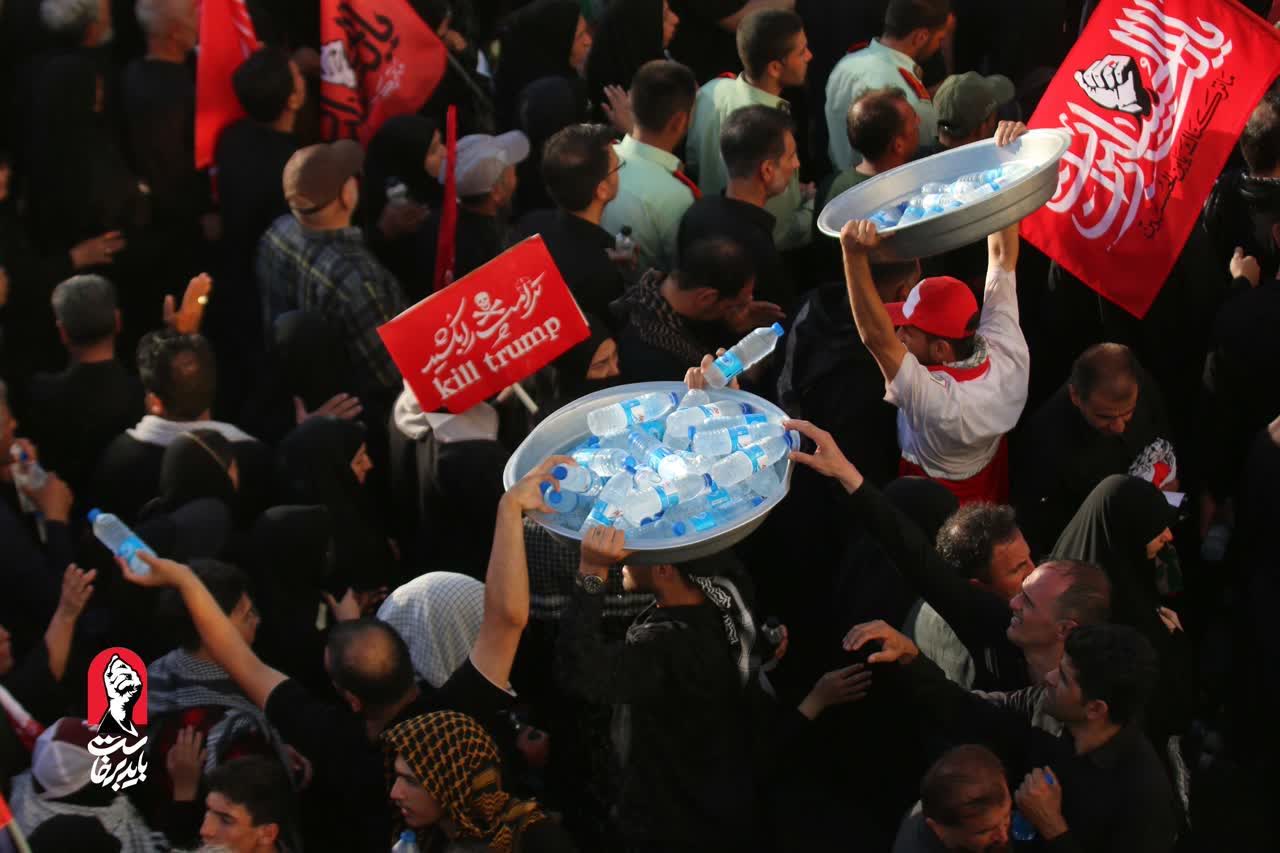 گزارش تصویری تشییع رهبر شهید 9